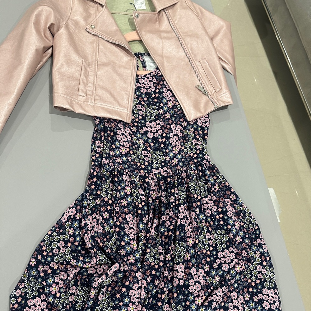 Blueber dress and matching Jacket. Worn once, size XL (girls)